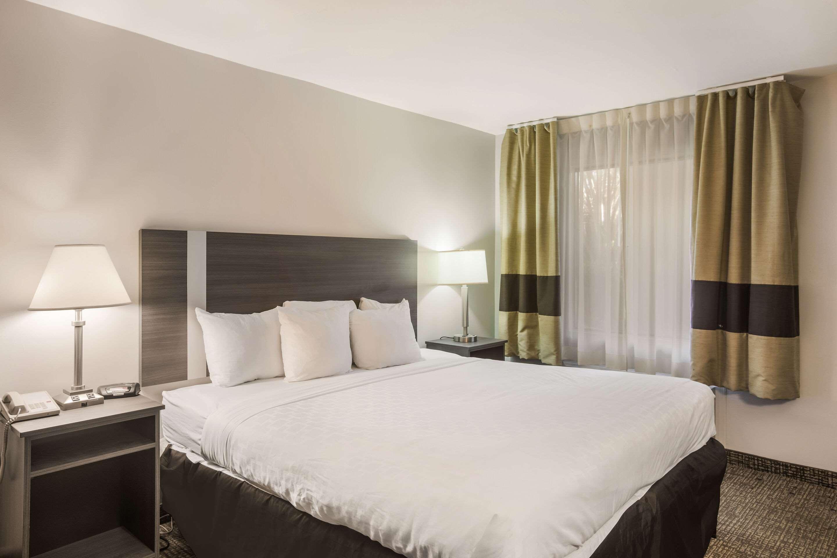 Hotel Clarion Pointe Forsyth I-75 Exterior foto