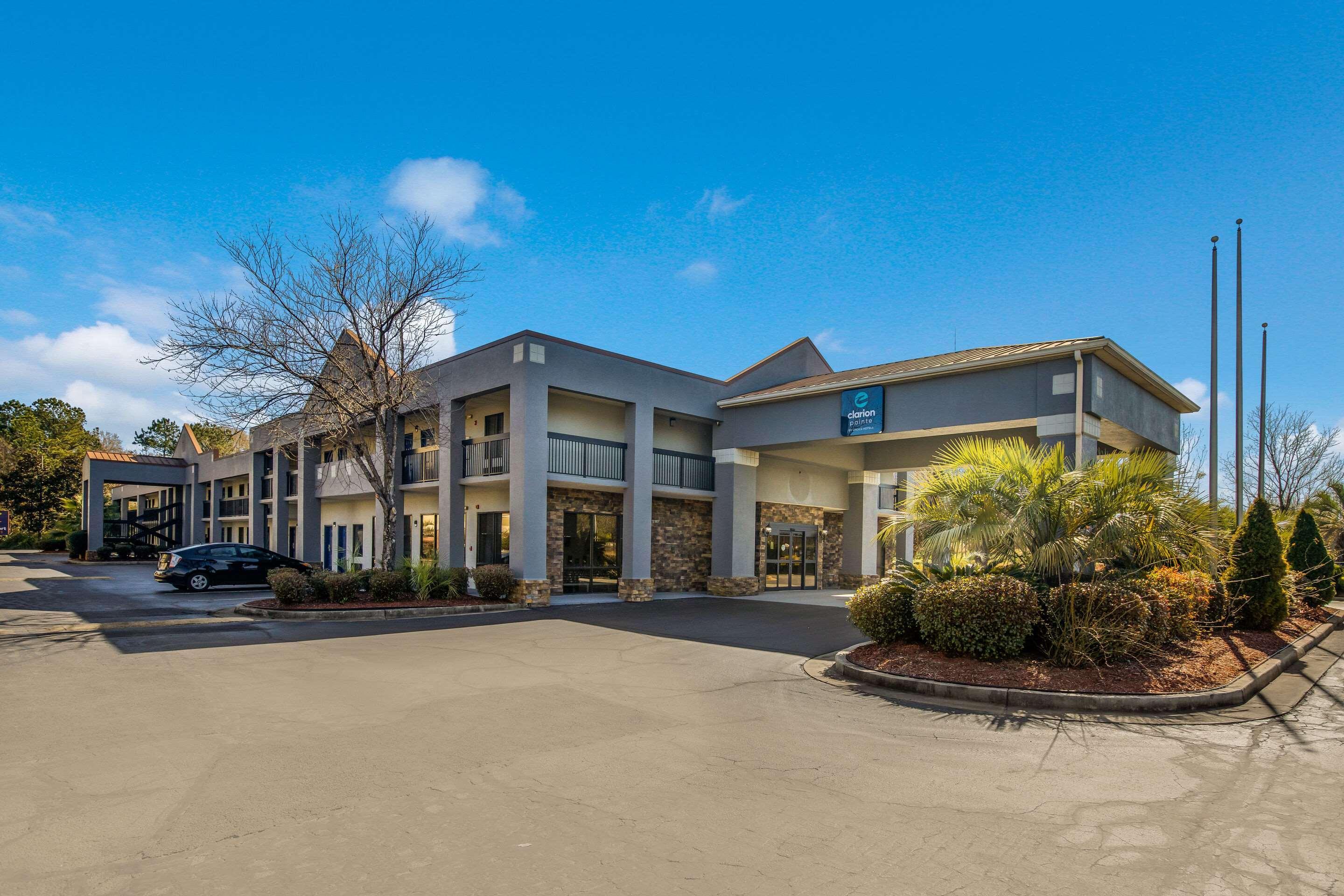 Hotel Clarion Pointe Forsyth I-75 Exterior foto