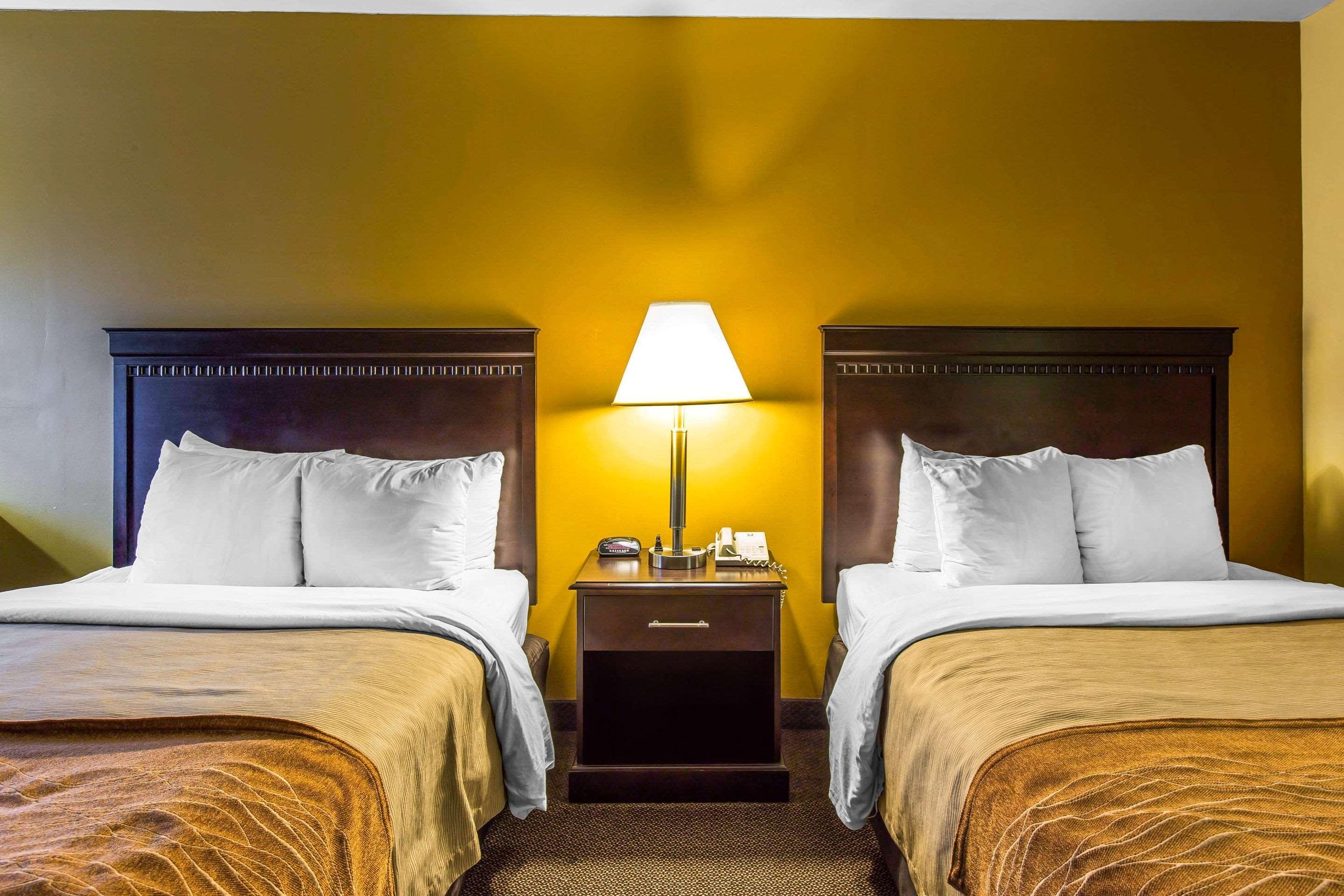 Hotel Clarion Pointe Forsyth I-75 Exterior foto