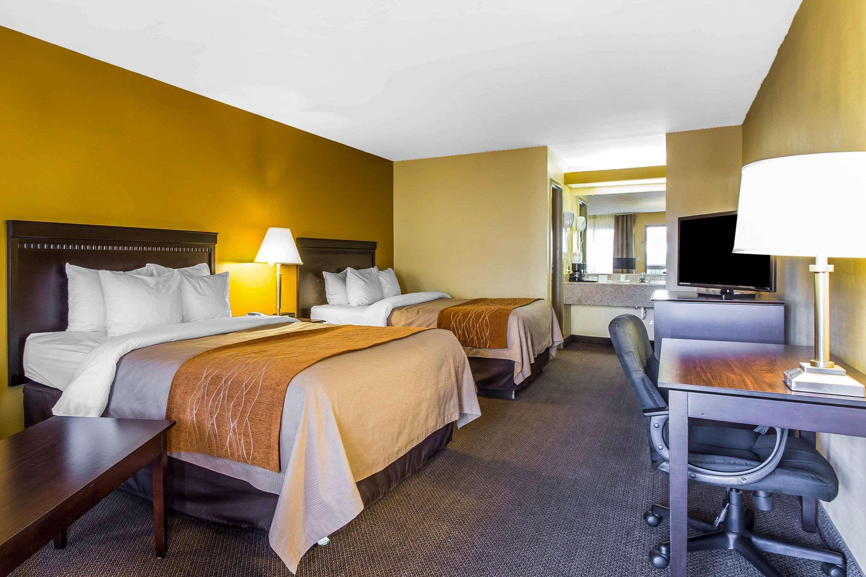 Hotel Clarion Pointe Forsyth I-75 Exterior foto